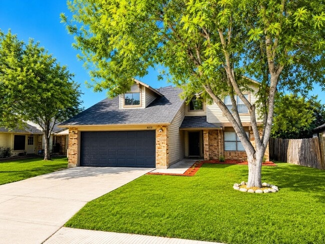 Photo - Completely updated Ventura beauty with over 2,000 square feet, TWO living areas, and a downstairs...