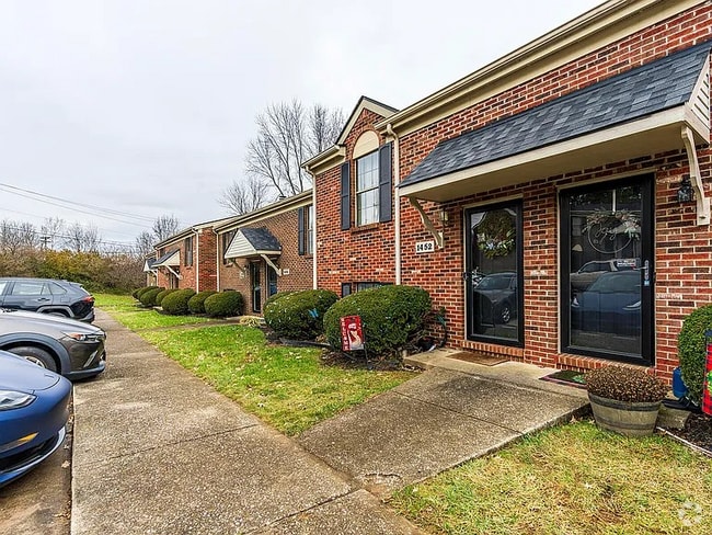 Building Photo - 1452 Hartland Woods Way Rental