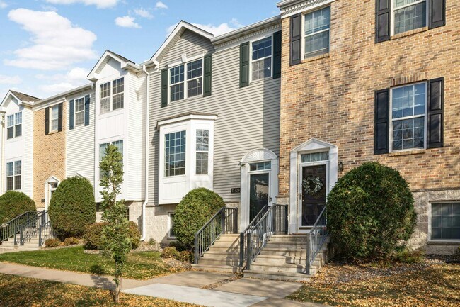 Photo - 15729A Porchlight Lane