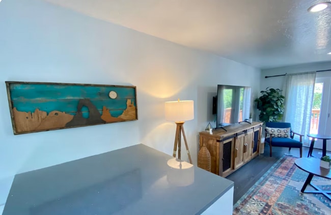 Photo - 642 Star Crest Dr W