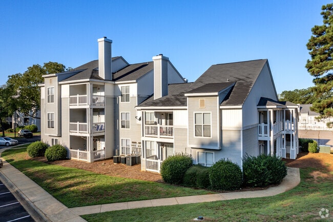 Hamiltons Bay Condominiums