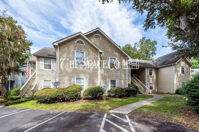 Building Photo - 2020 Coldspring Dr Unit F