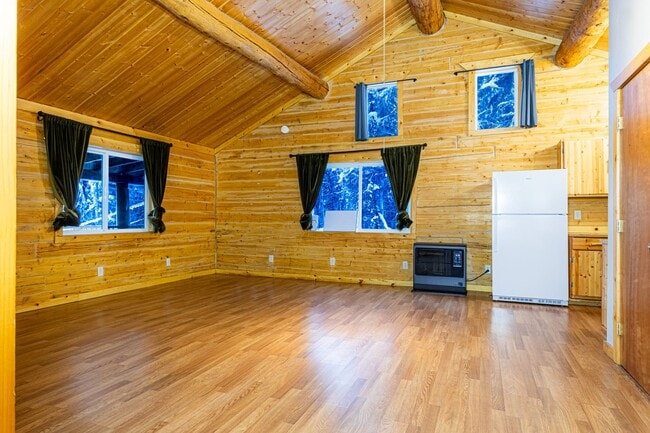 Photo - Secluded 2 Bed, 1 Bath Home in the hills!