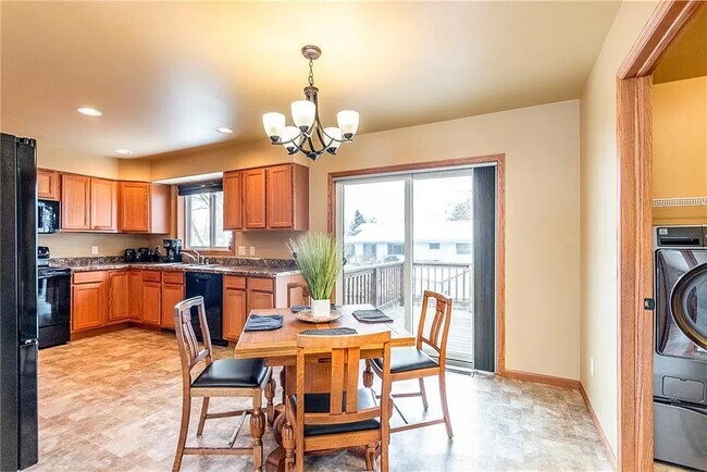 Photo - 2432 Icewine Drive