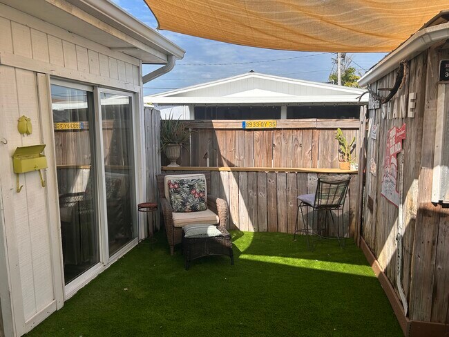 Photo - 46E 12th Ave Unidad Studio for 1 person only