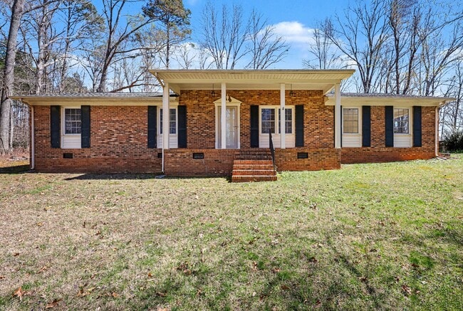 Photo - 755 Branch Water