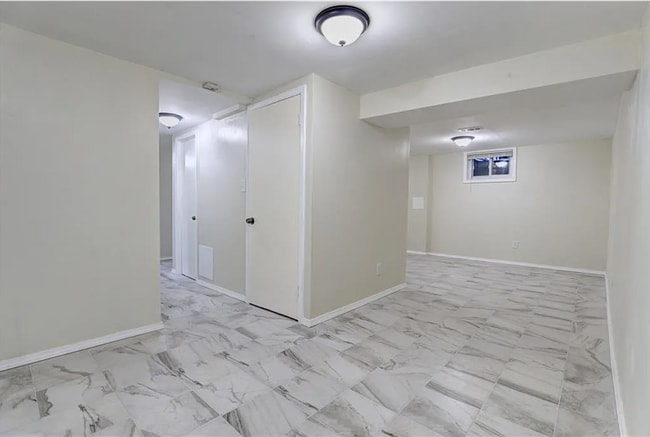 Photo - 5516 Willow Ave