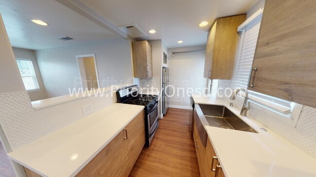 Photo - 4766 Bermuda Ave