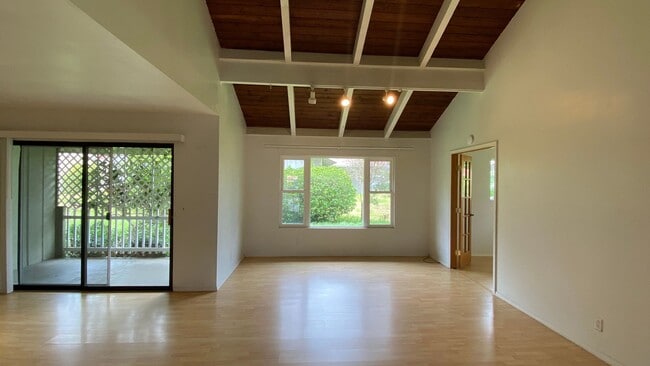 Photo - Charming 2-Bedroom 2-Bath plus Bonus Room Home for Rent in Waimea