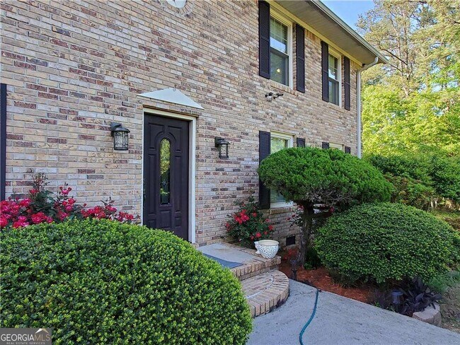 Photo - 2220 Sunny Hill Rd