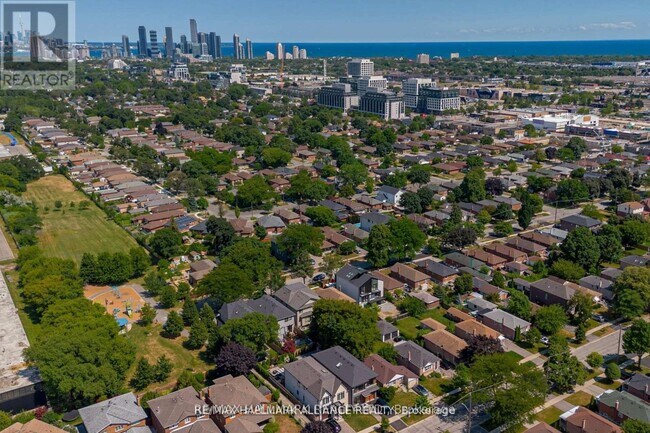 Photo - 43 Trueman Ave