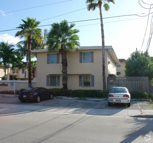 Photo - Victoria Park Village Garden Apartments
