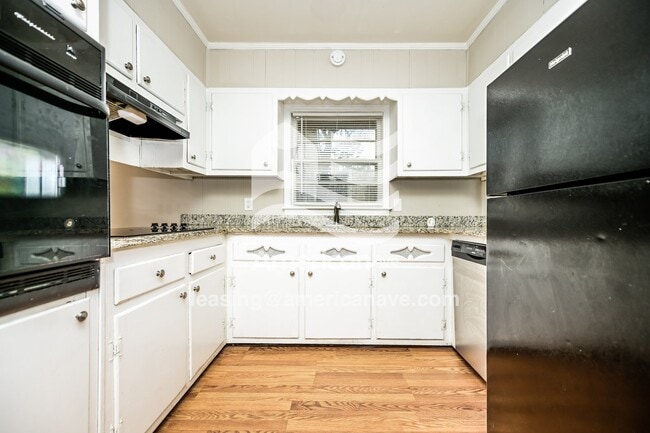 Photo - 6611 Perkins Cir