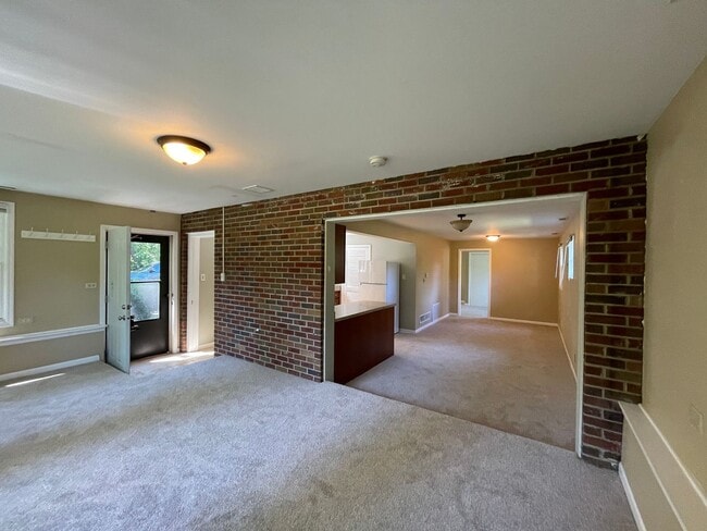 Photo - 1 Bedroom 1 Bath Unit in Grayslake!