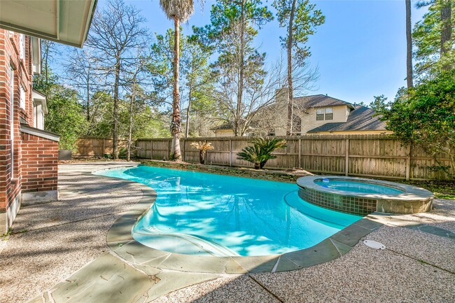 Photo - 3 Bough Leaf Pl