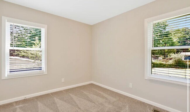 Photo - 2939 N 39th Ave