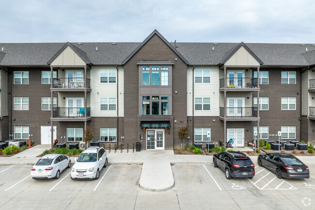 Photo - The Pointe on 88th