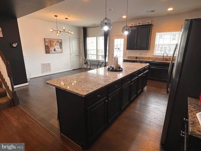 Photo - 154 Sachem St