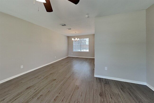 Photo - 1031 Cascade Creek Dr