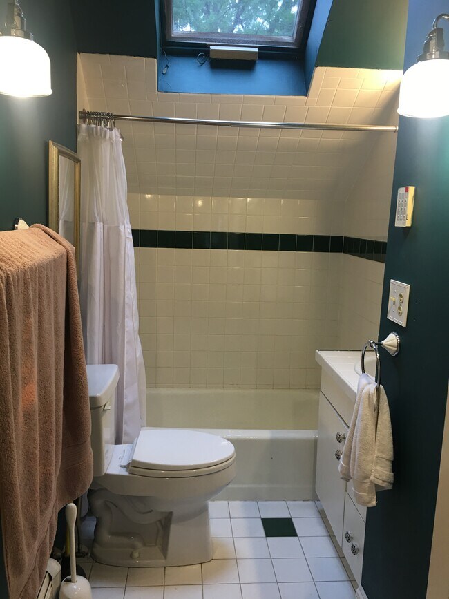 Photo - 747 Washington St Unit 3