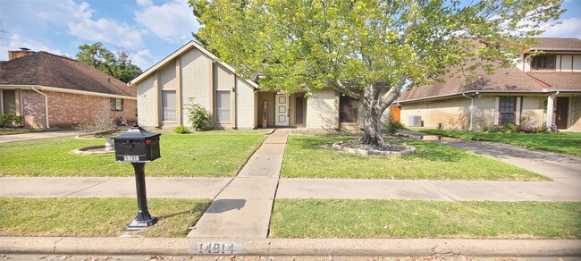 Photo - 14814 Earlswood Dr
