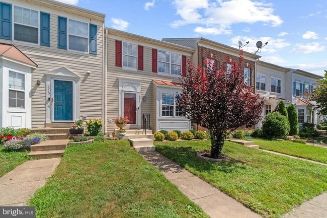 Building Photo - 3317 Hibiscus Ct