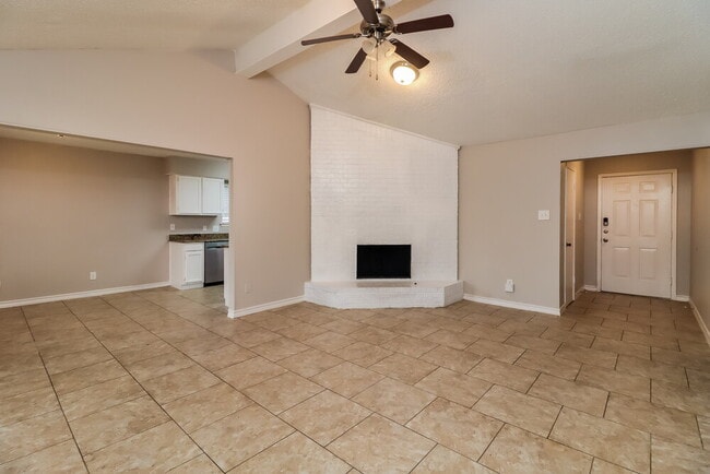 Photo - 1837 Heidelberg Dr