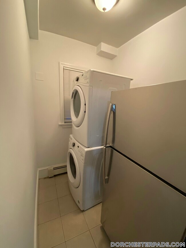 16 Bird St Unit 2