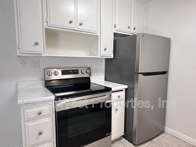 Photo - 1810 Broadway St