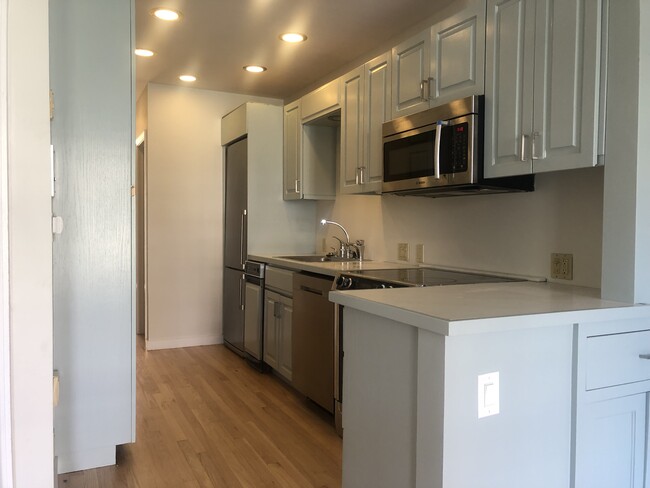 Photo - 265 Beacon St Apartments Unit 3A