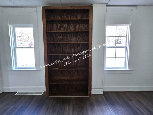 Photo - 416 E Reynolds St