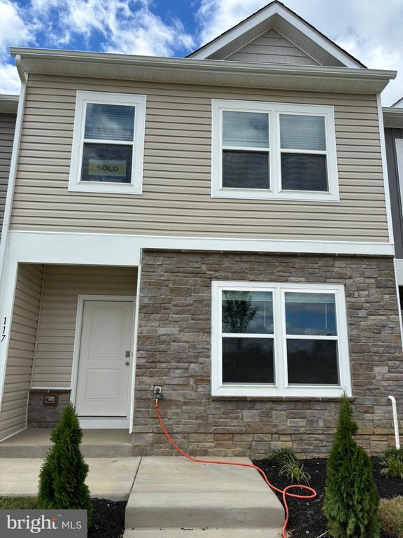 Photo - 117 Tigney Dr Townhome