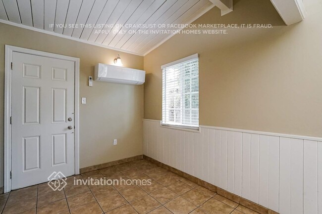 Photo - 5727 Cedarglen Dr