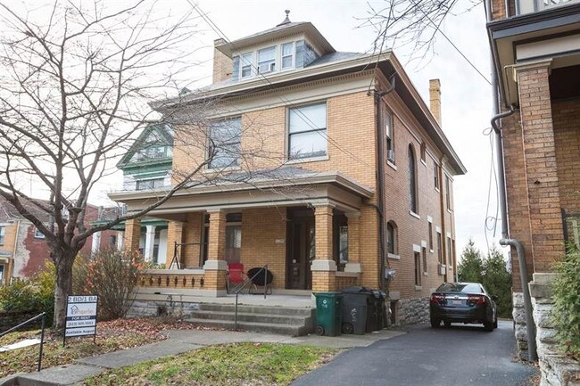 2343 Ohio Ave Unidad 3, Cincinnati, OH 45219 - ES Properties