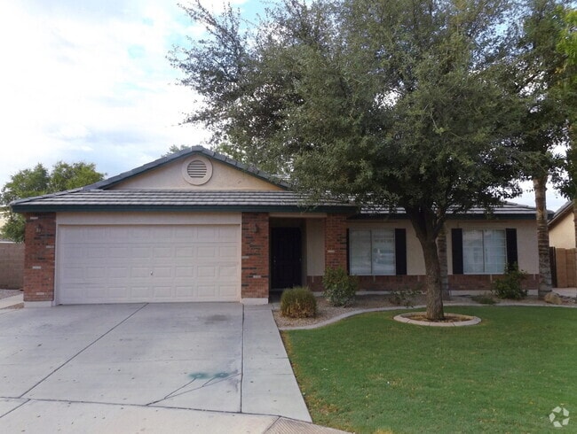 Building Photo - AVAILABLE NOW!!! Rental