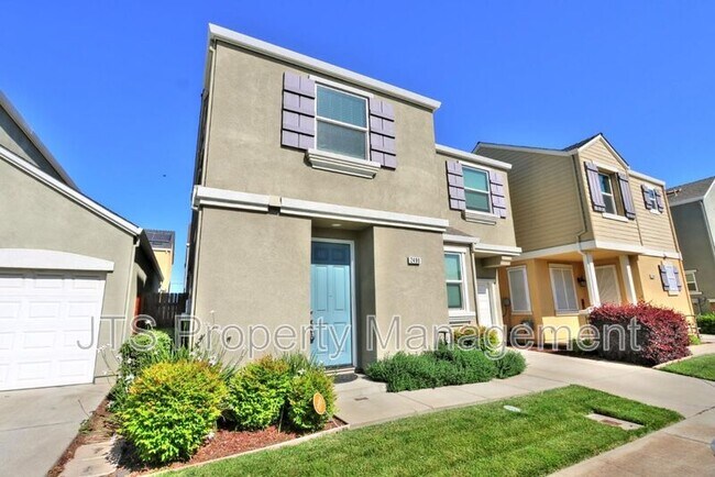 Photo - 2488 Ben Ali Wy