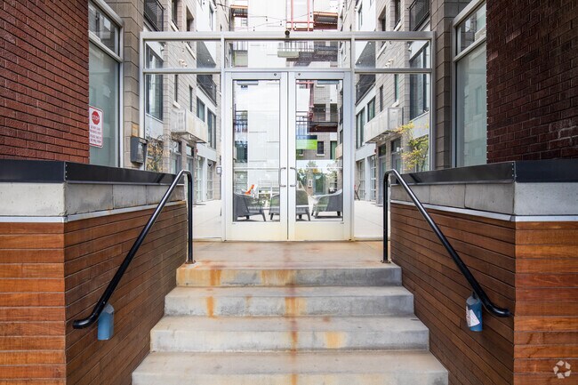 Photo - Broadway Park Lofts