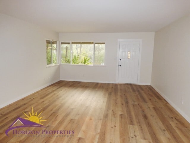 Photo - 4000-4002 Earnscliff Ave Unidad 4000 Earncliff Ave