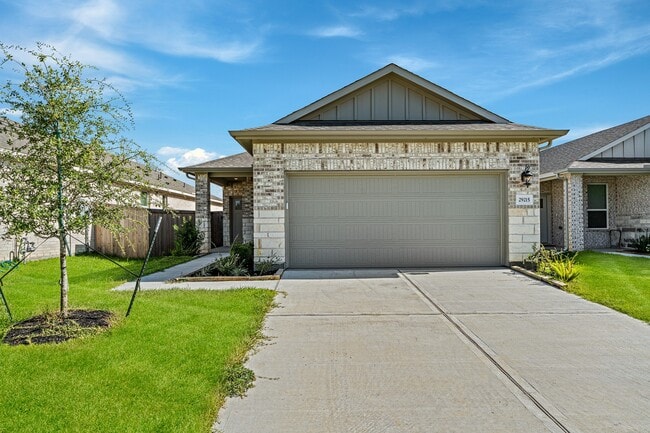 Photo - 29215 Farmhouse Ests Dr
