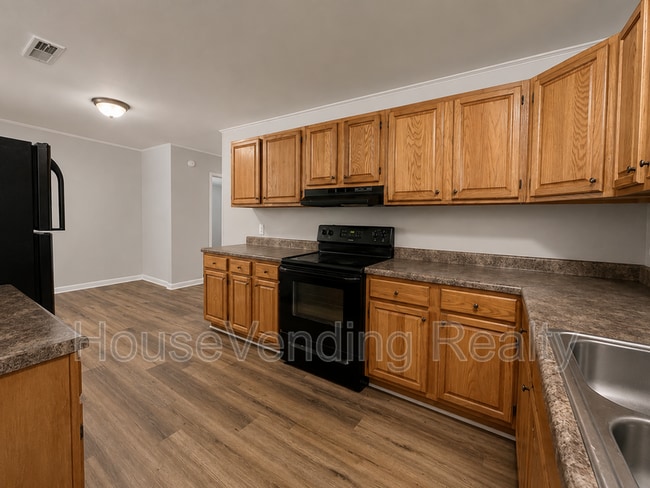 Photo - 2221 Compton Dr