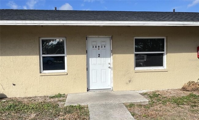 Building Photo - 38939 North Ave Unit 2