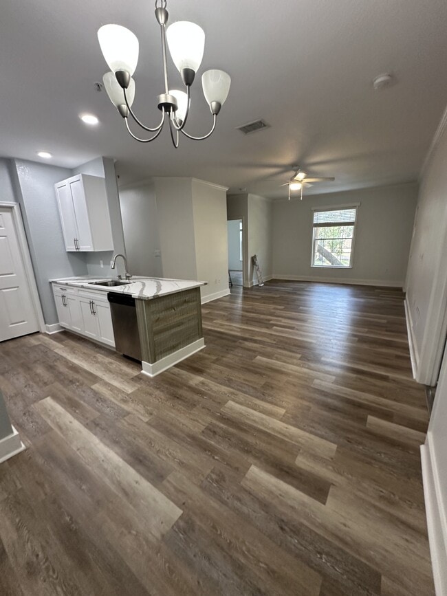 Photo - 10123 Courtney Palms Blvd Unit 10123 Courtney Palms