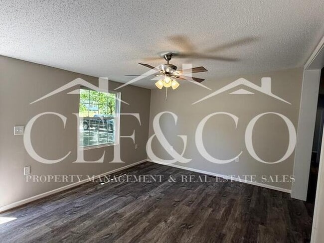 Photo - Large 4 bedroom 2 bathroom home now available in Cowpens!