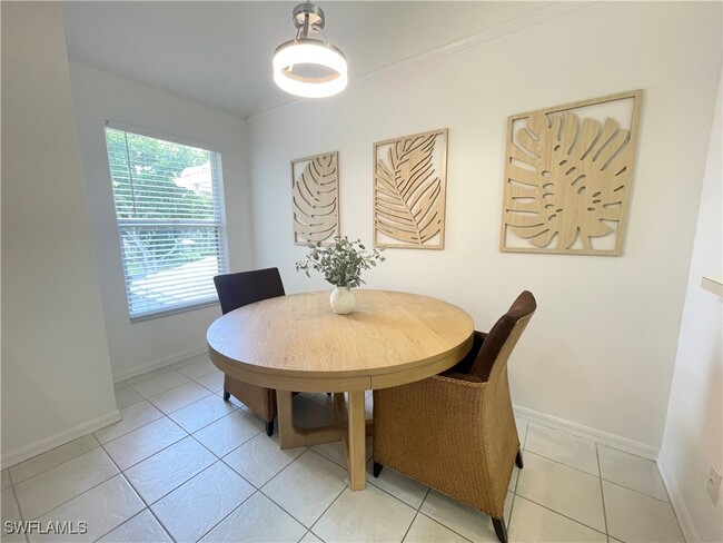 Photo - 341 Emerald Bay Cir Unidad T5