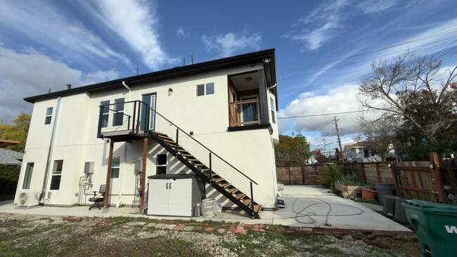 Photo - 1202 61st St