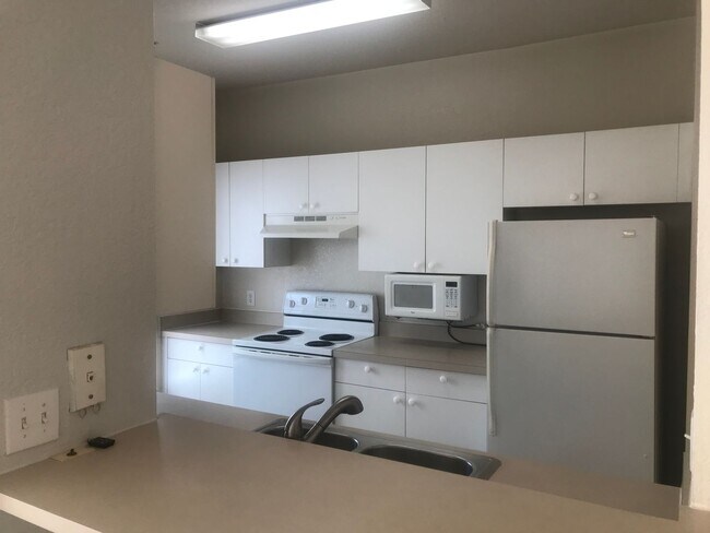 Photo - 3561CR#229(75) Unidad 229