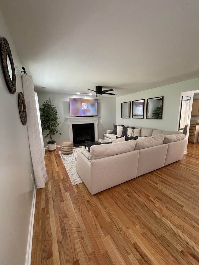Photo - 624 Monger Ln