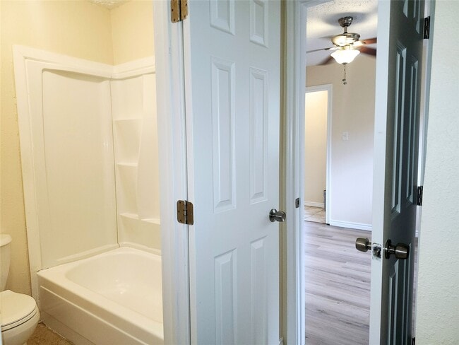 Photo - 322 Windward