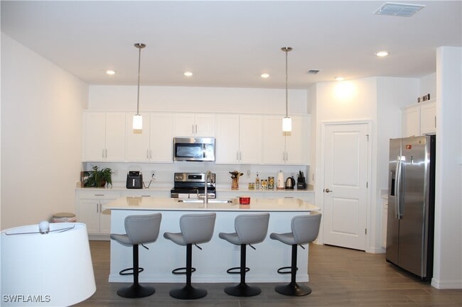 Photo - 2261 Avocado Ln