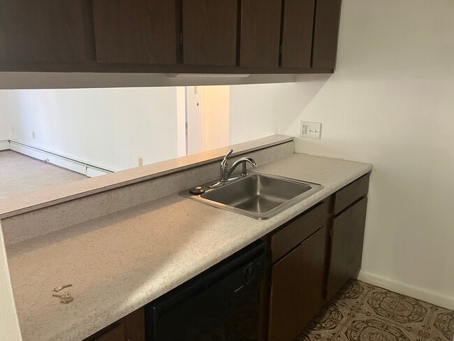 Photo - 37 Belmont St Unidad 27